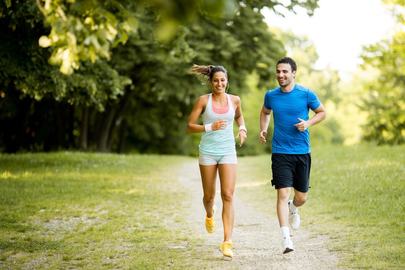 Laufen und Joggen im Sommer